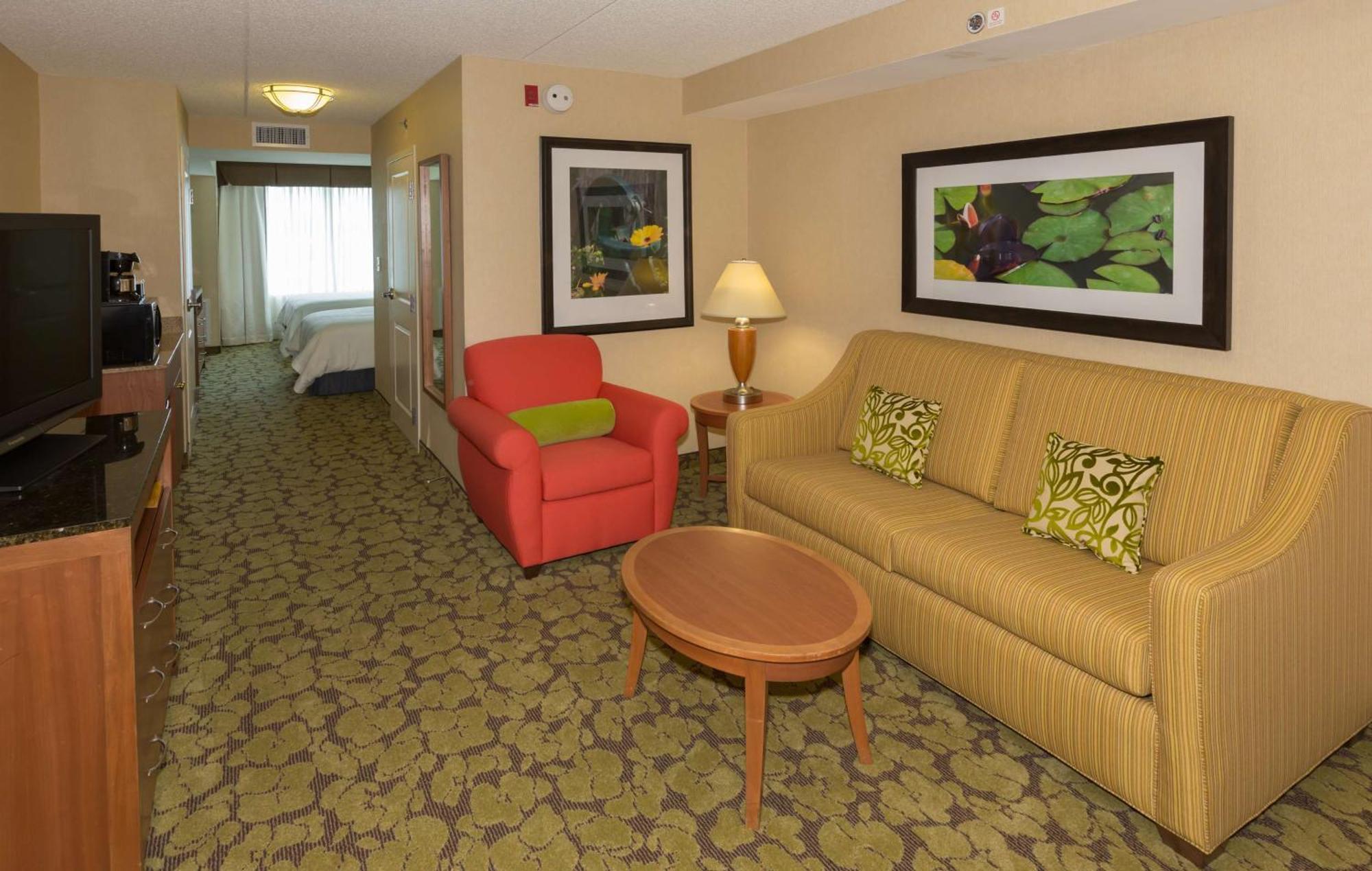 Hilton Garden Inn Buffalo Airport Чийктоуага Екстериор снимка