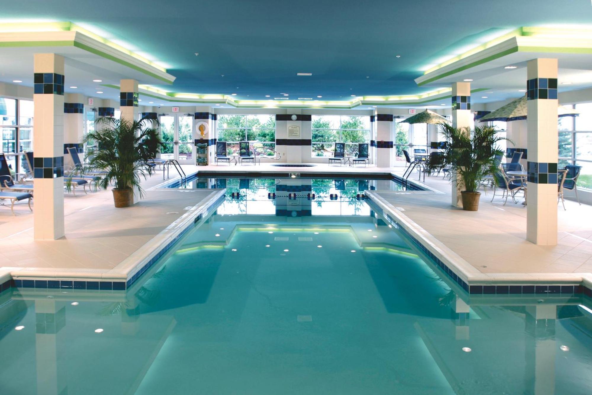 Hilton Garden Inn Buffalo Airport Чийктоуага Екстериор снимка